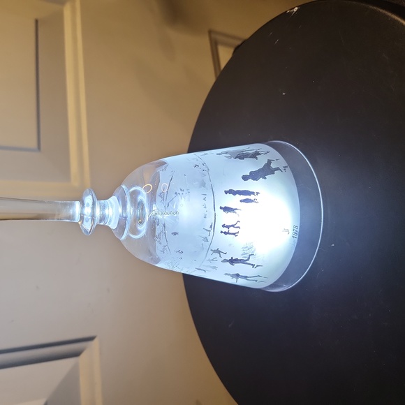 Fenton Crystal Winter Skating Scene Bell 1978 - Picture 3 of 9